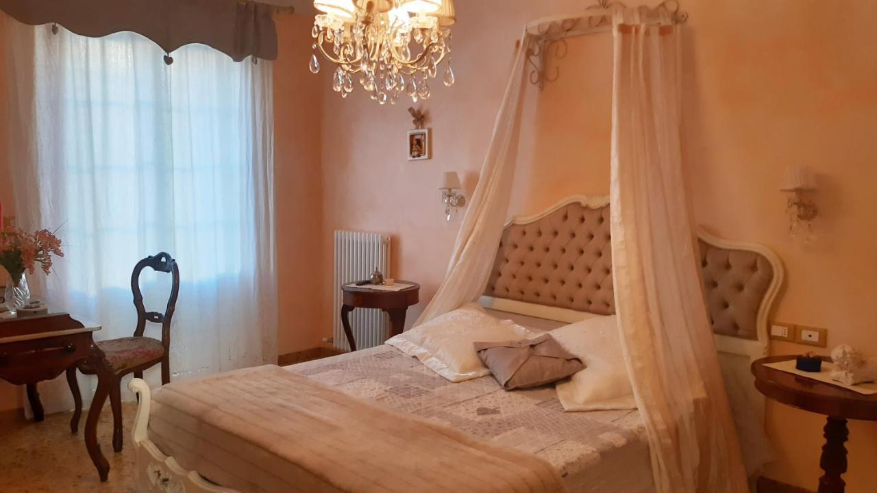 וירג'יו Villino San Martino 350M Dal Mare With Covered Parking מראה חיצוני תמונה
