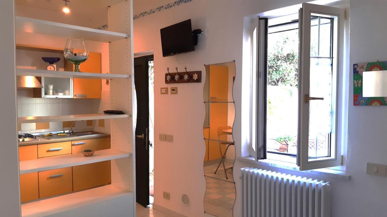 וירג'יו Villino San Martino 350M Dal Mare With Covered Parking מראה חיצוני תמונה