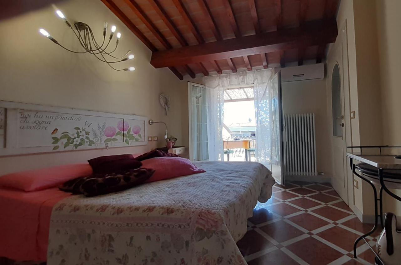 וירג'יו Villino San Martino 350M Dal Mare With Covered Parking מראה חיצוני תמונה